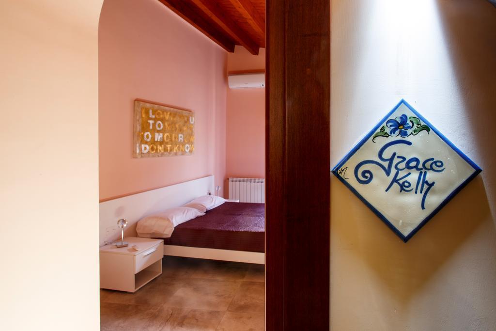 Four Rooms Агридженто Номер фото