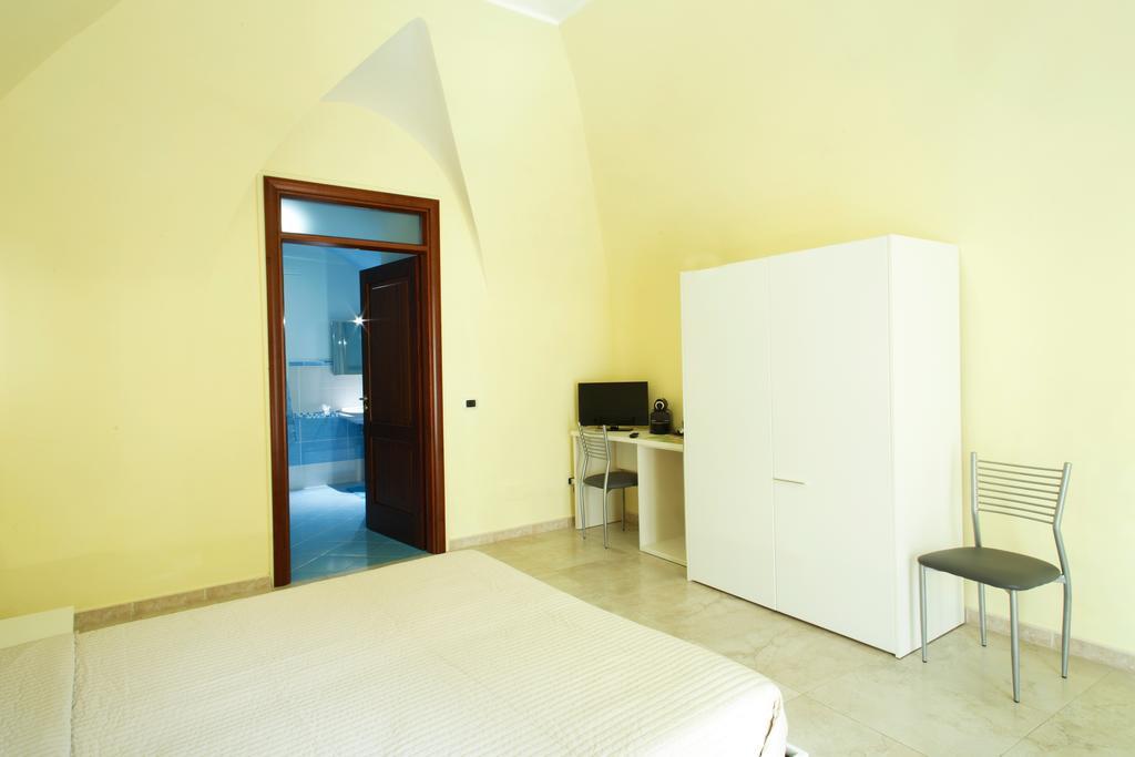 Four Rooms Агридженто Экстерьер фото